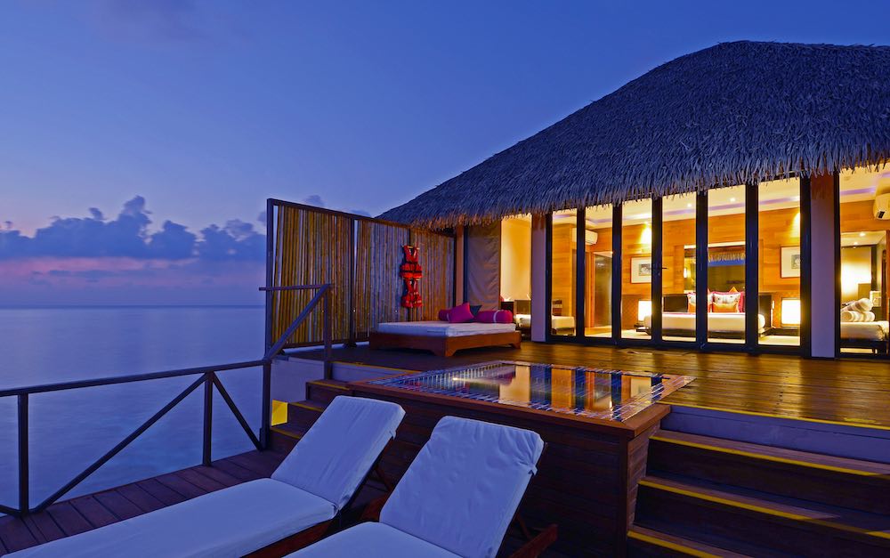 Honeymoon Suite with Private Pool photo 7